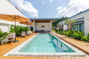 Oasis by the Sea M1- House with Pool and Amenities